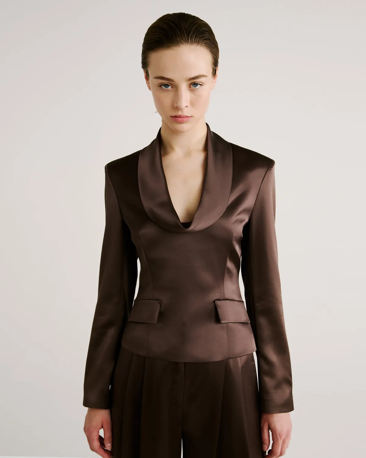 Violante Nessi Kendall camicia marrone cady satin