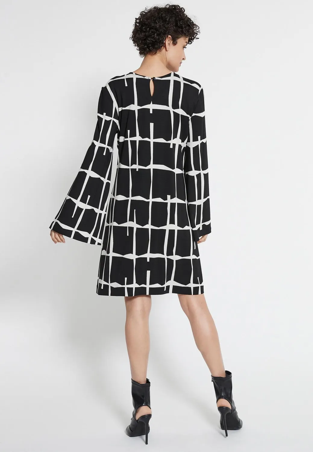 Ana Alcazar Hewali vestito tunica bianco nero