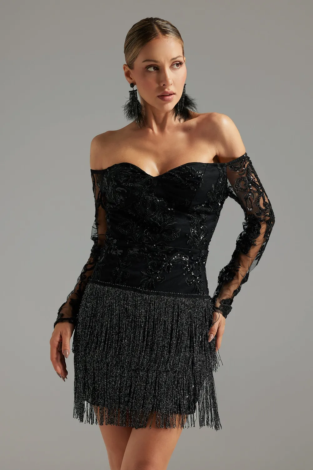 Bella Barnett Ludia mini abito nero pizzo spalle scoperte
