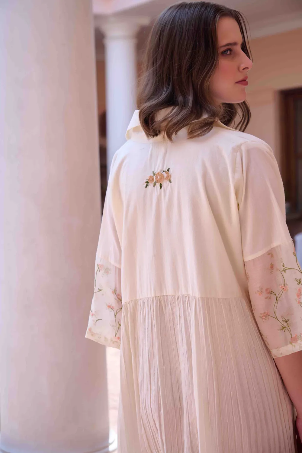 Our Dve Charlotte abito lungo cotone beige floreale