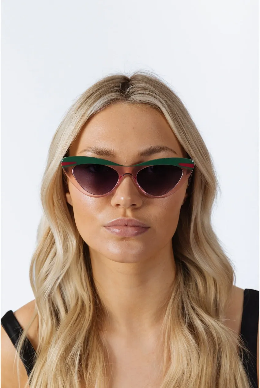 SVNX occhiali da sole cat-eye rosa verde lente nera
