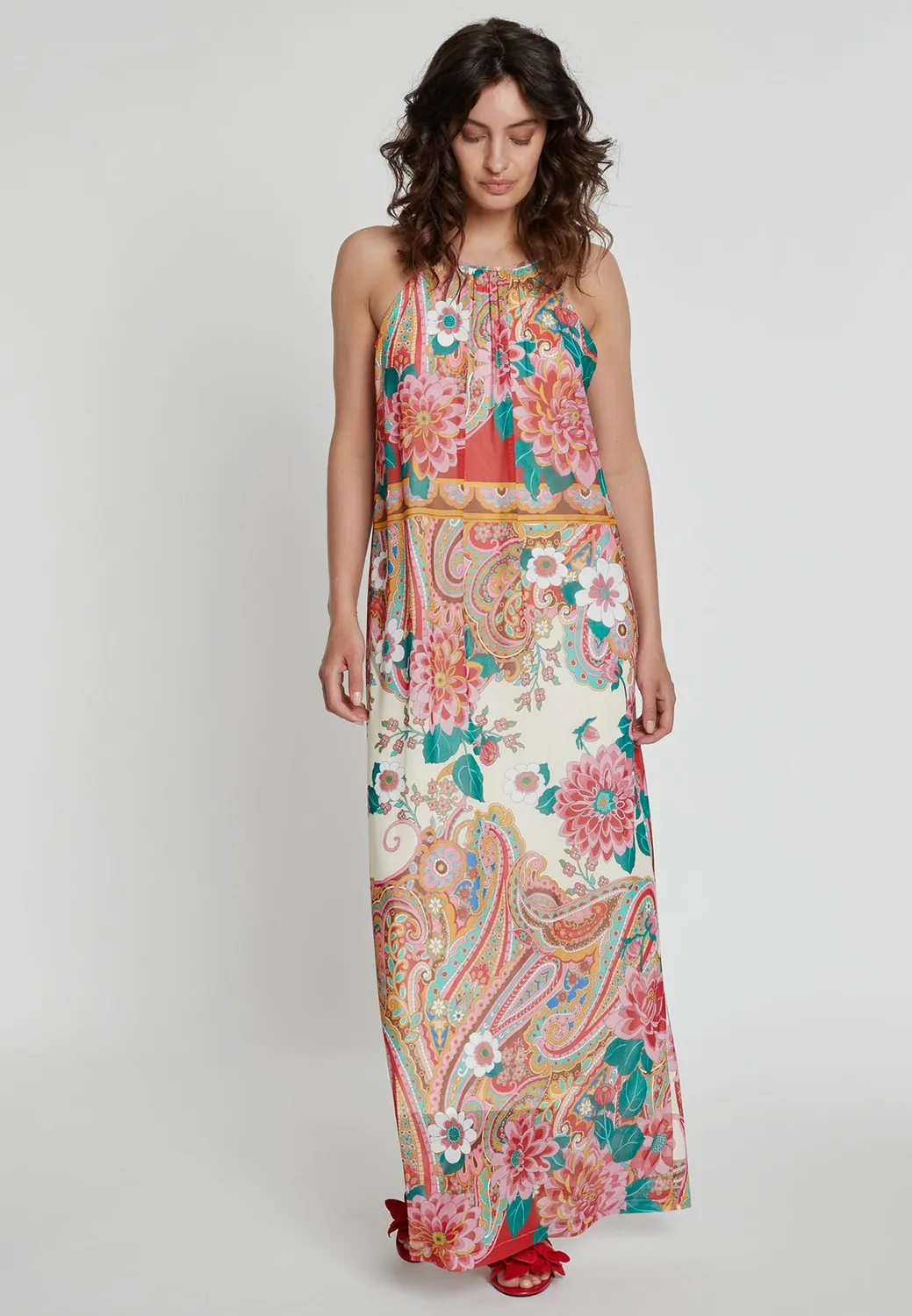Ana Alcazar Kemoni abito lungo halterneck paisley