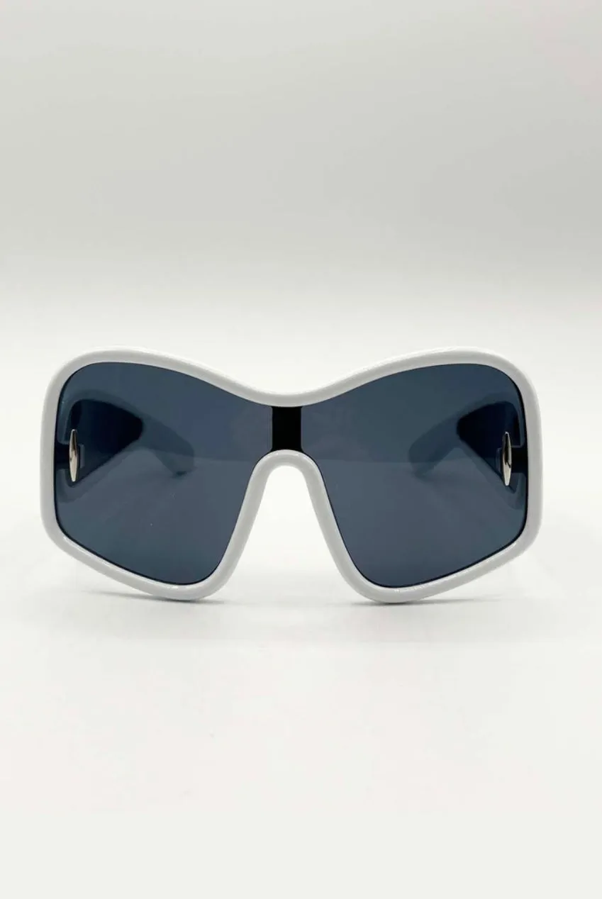 SVNX Square Oversized Mask occhiali da sole bianchi