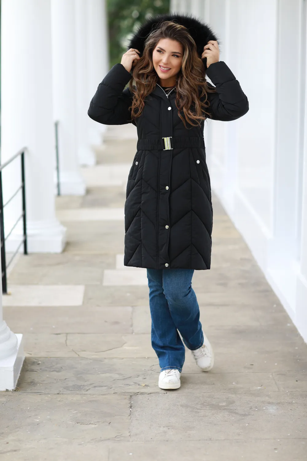 Double Second Belted Puffer Piumino Lungo Nero con Cappuccio cin