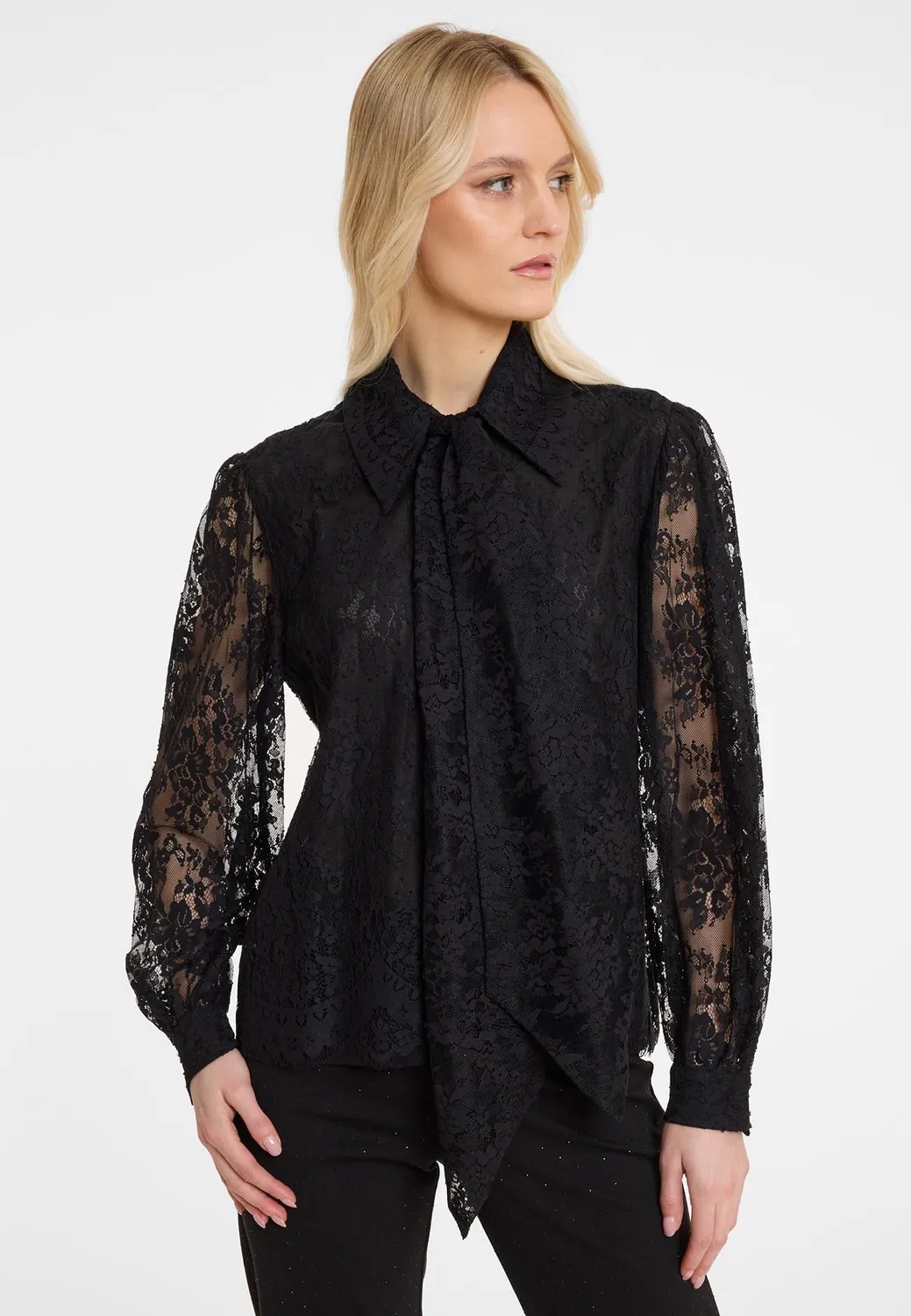 Ana Alcazar Abisia blusa nera in pizzo