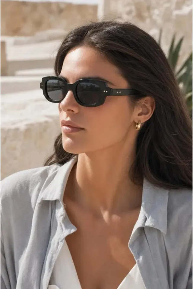 SVNX SG2603102 occhiali da sole nero squadrati UV400