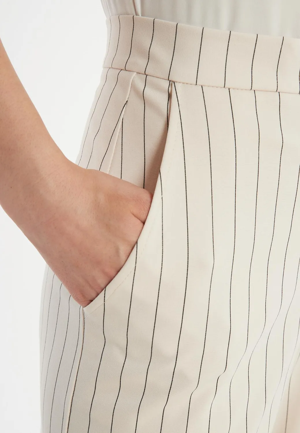 Ana Alcazar Zasina pantaloni culotte ecru gessati