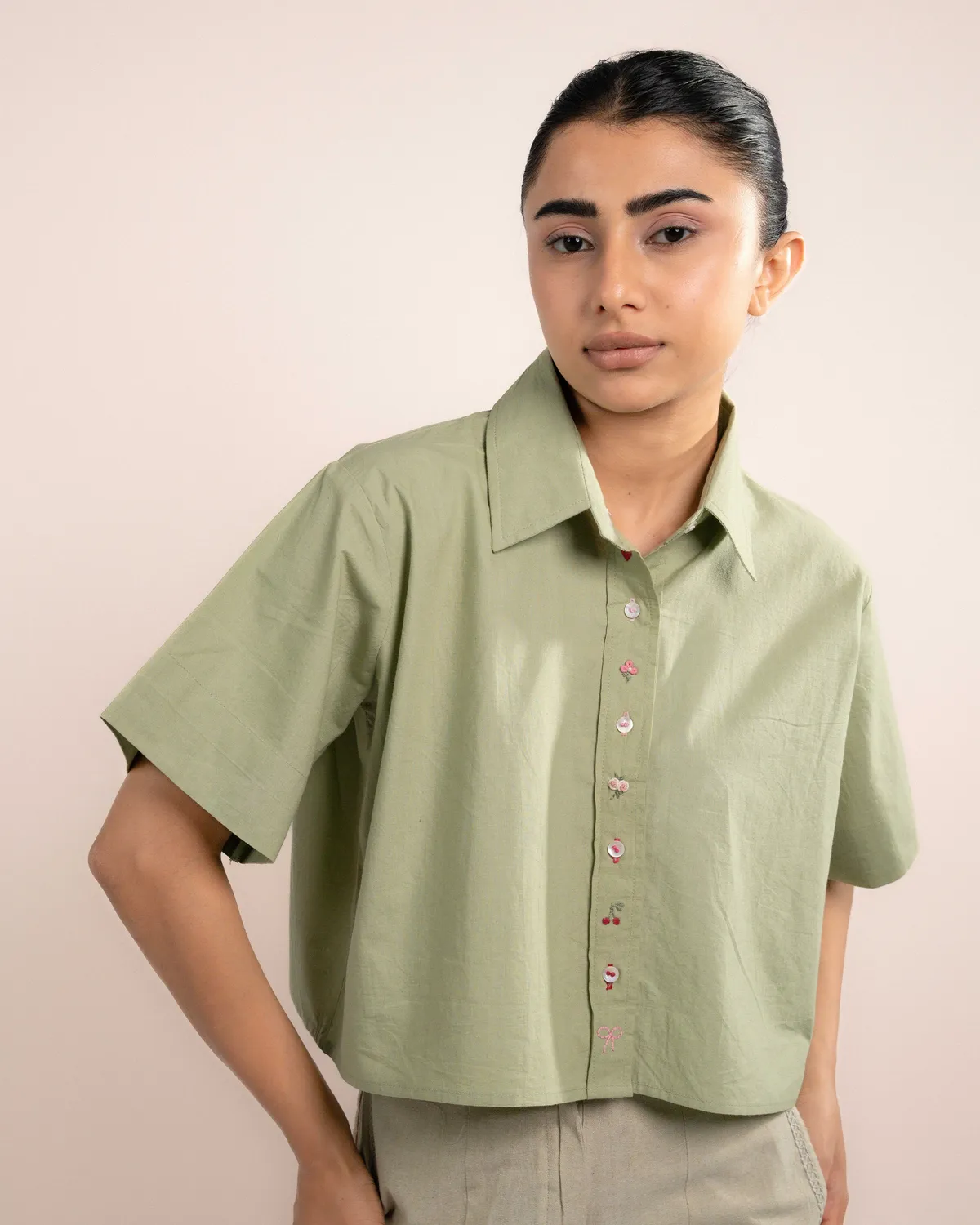 Our Dve Sia Pale Green camicia corta verde loose cotone