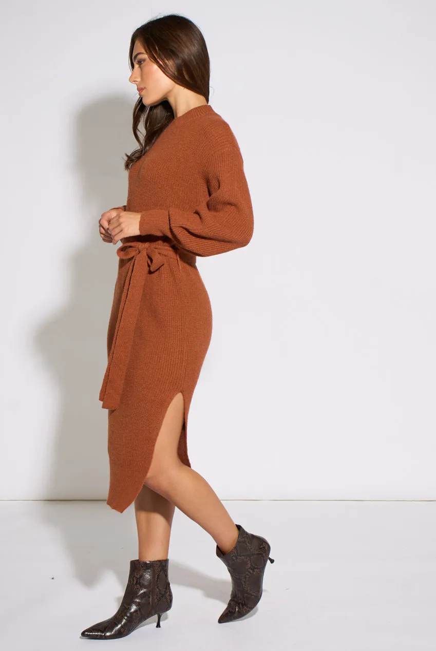 Gini London Belted abito midi cammello S/M maglia
