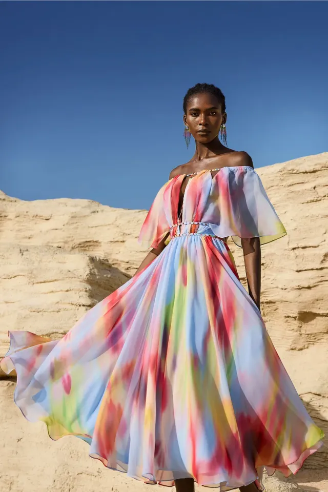 Bella Barnett Zaysha abito midi fantasia spalle scoperte