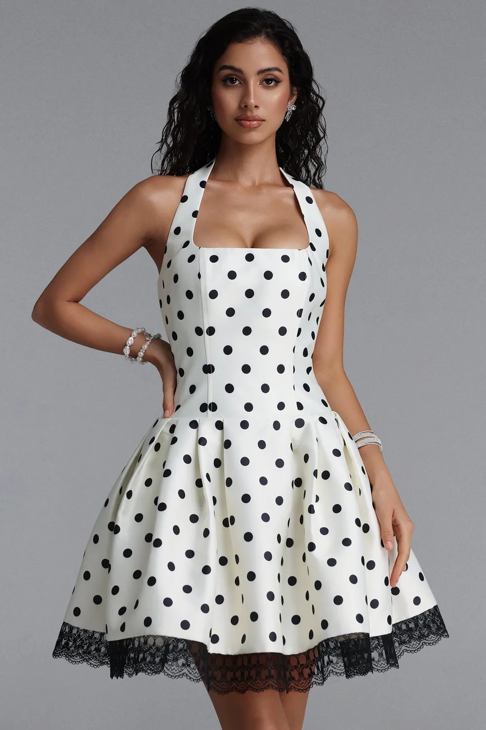 Bella Barnett Rizza abito mini nero pois pizzo