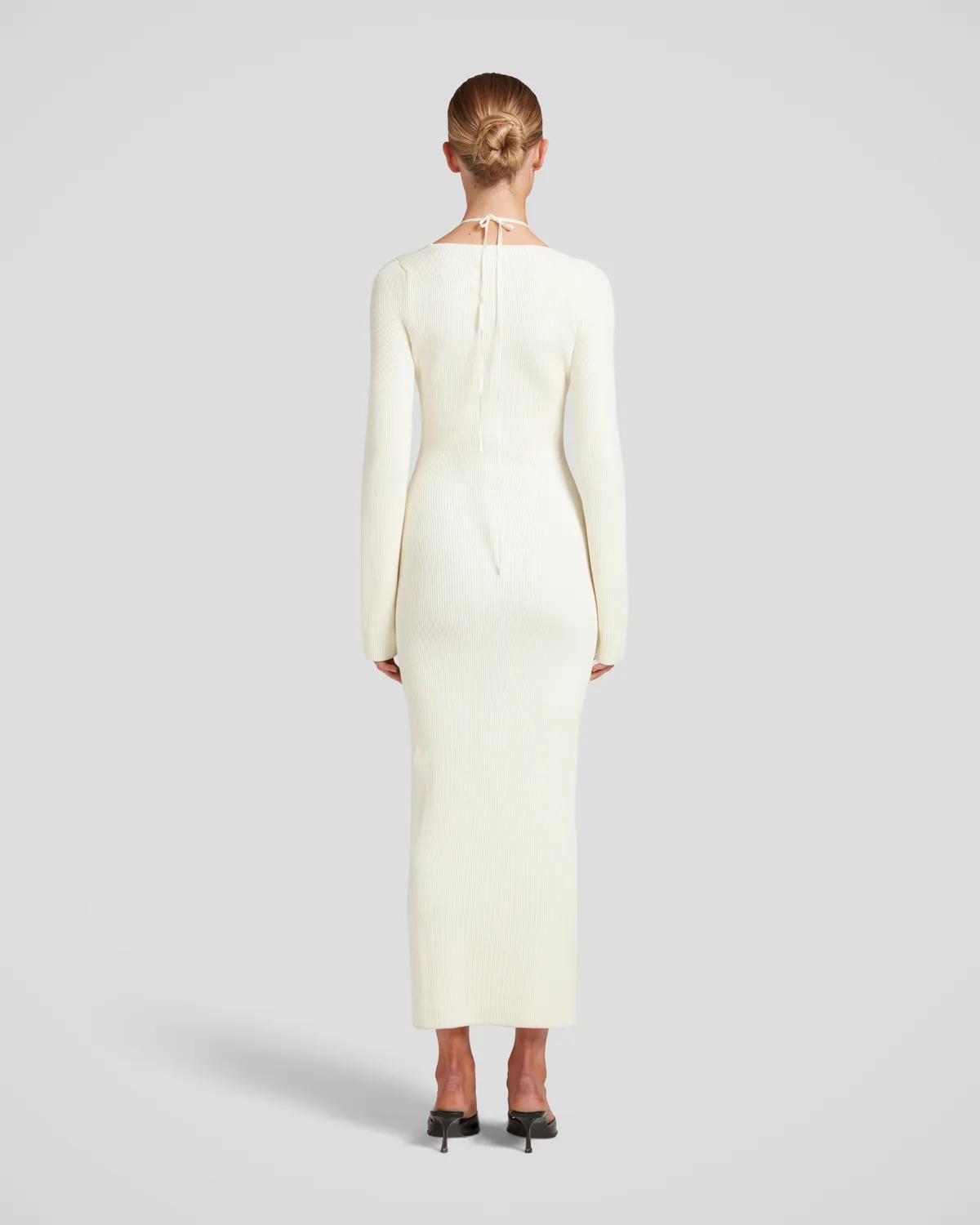 Violante Nessi Cristina abito avorio maglia scollo V midi