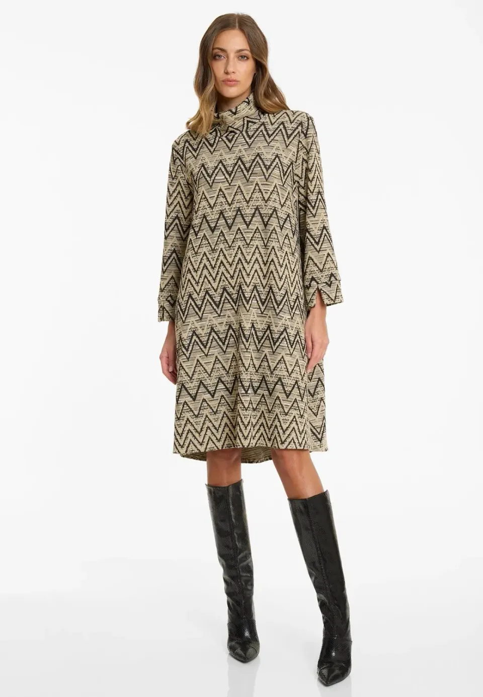 Ana Alcazar Ashea abito svasato maglia beige nero