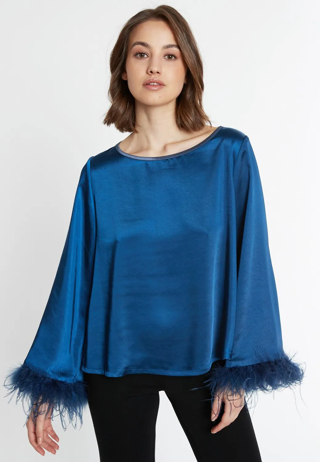 Ana Alcazar Sibala top raso blu maniche piume