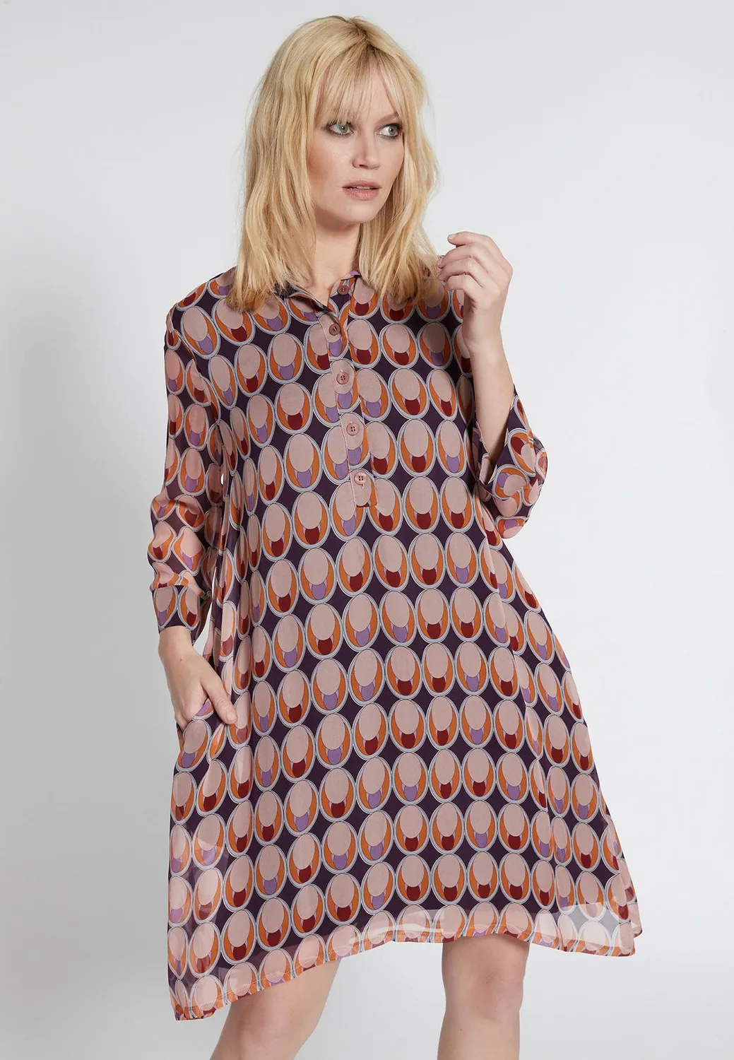 Ana Alcazar Hagly abito camicia fantasia retrò