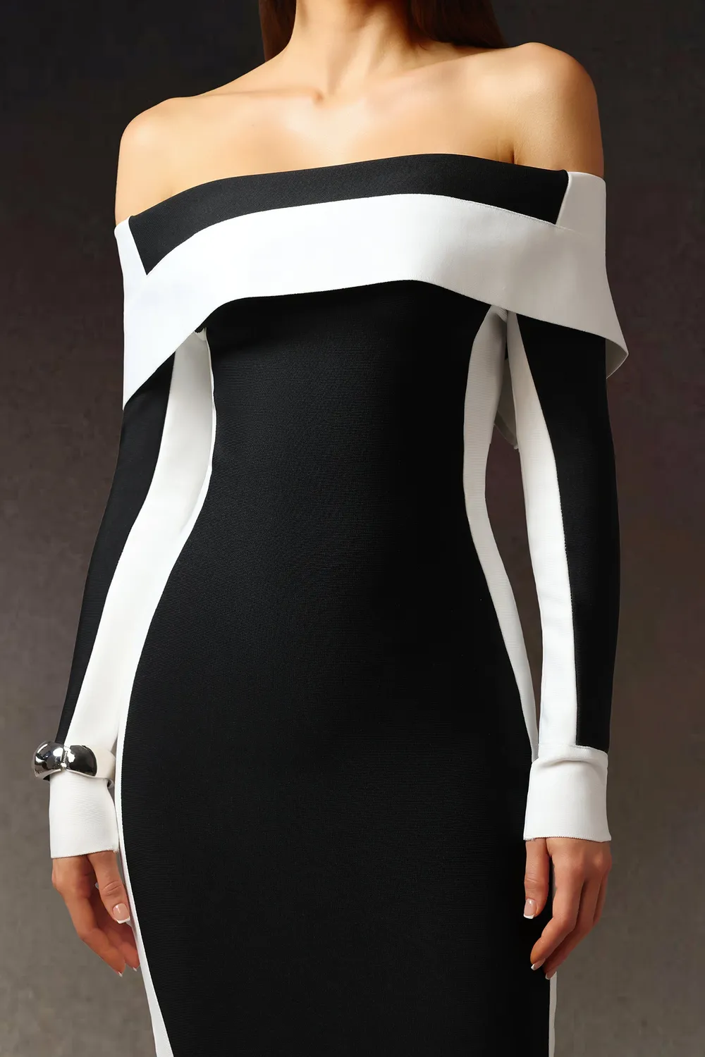 Bella Barnett Mattey abito midi nero bandage