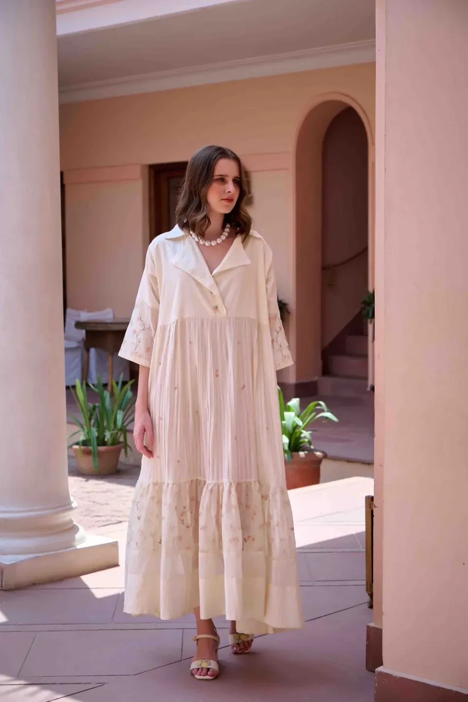 Our Dve Charlotte abito lungo cotone beige floreale