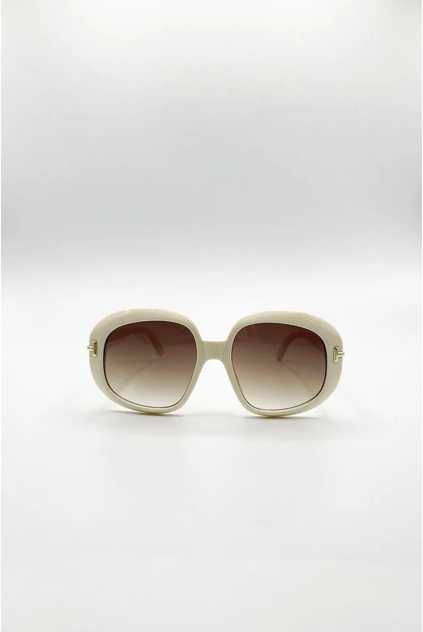 SVNX occhiali sole tondi oversize crema
