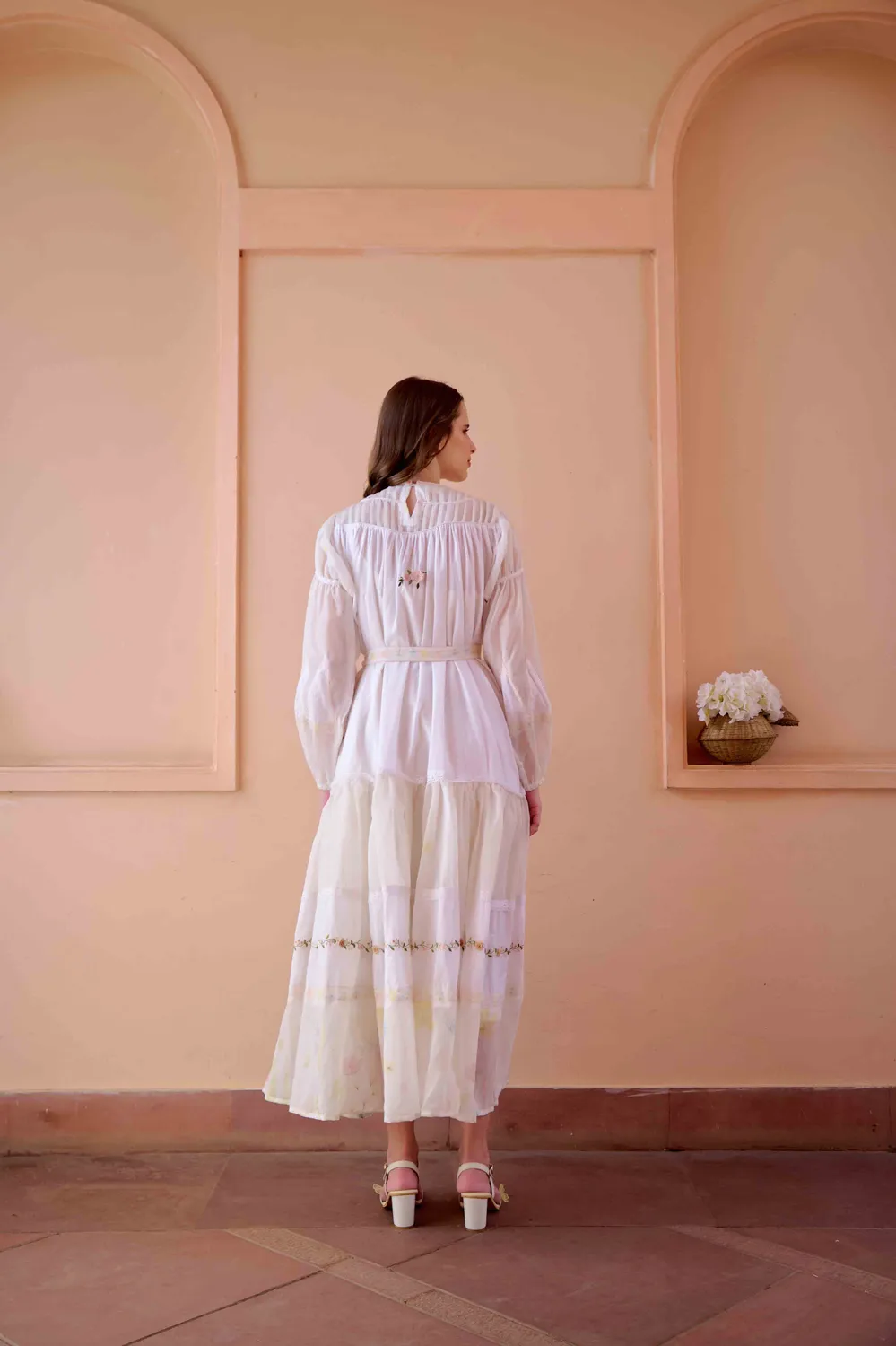 Our Dve Irene Dress abito bianco cotone maniche lunghe