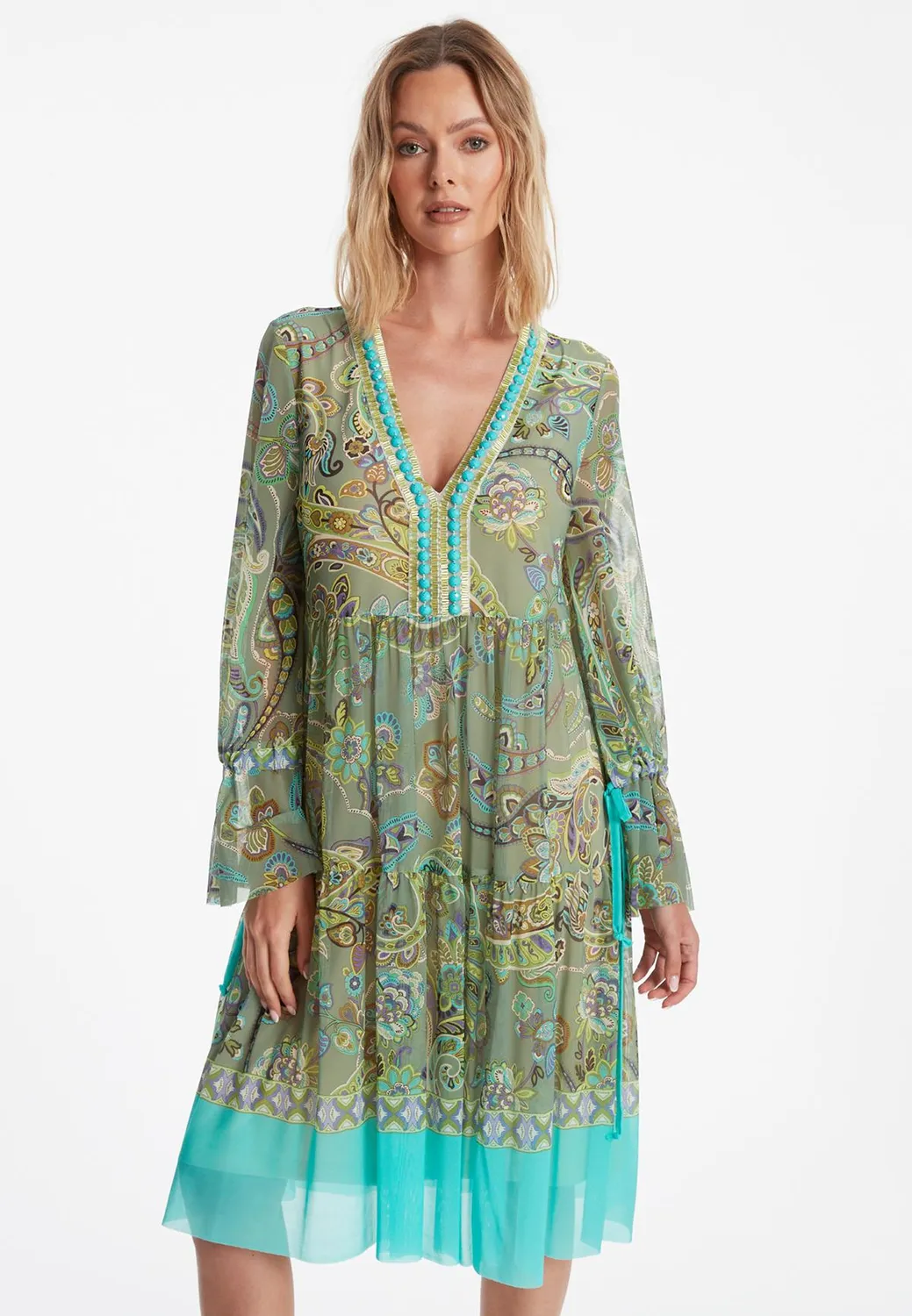Ana Alcazar Zikone abito paisley verde volant