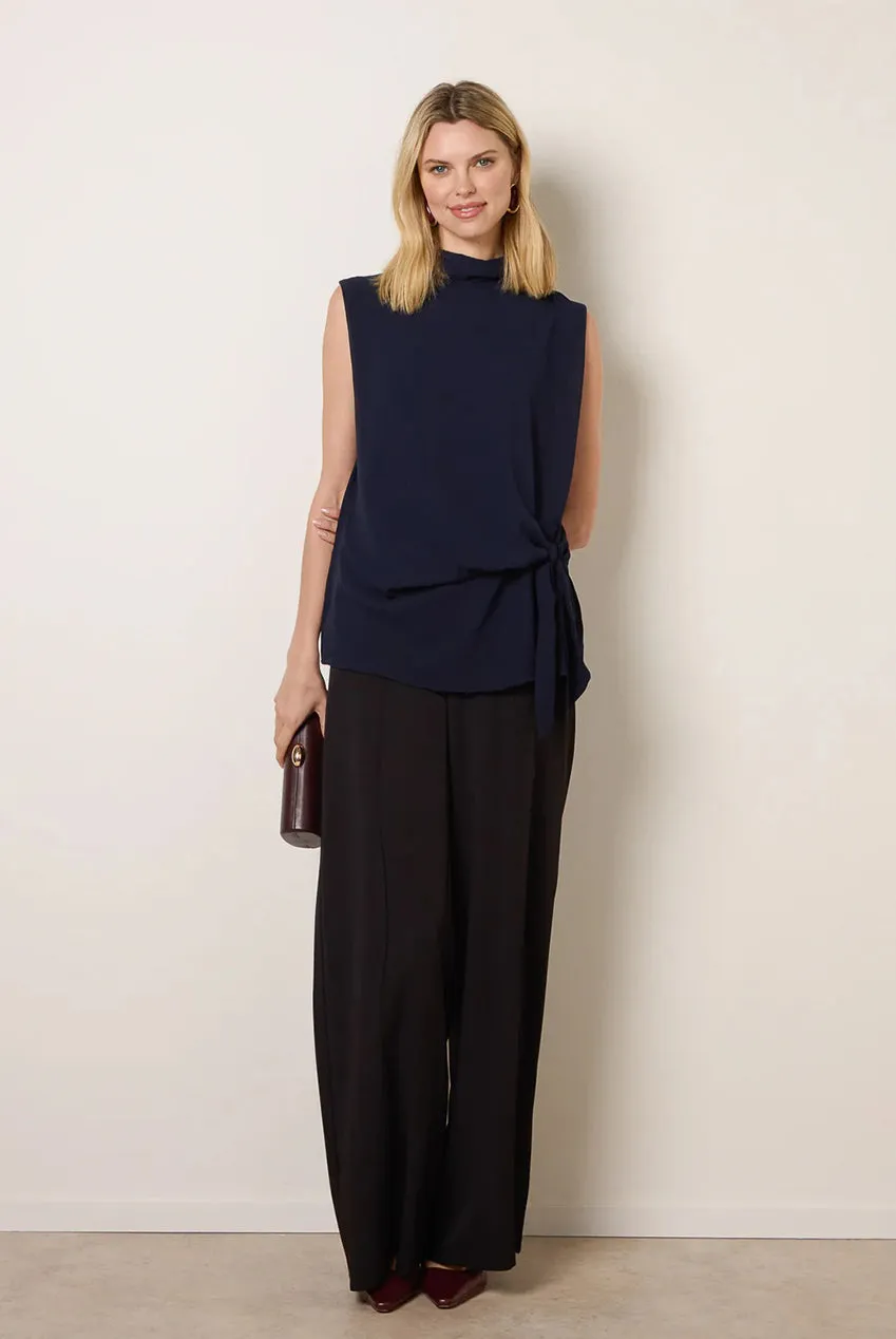 Blue Vanilla Tie Front camicetta chiffon navy smanicata