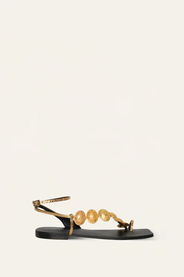 Johanna Ortiz Dazzling Crest sandali piatti oro con perline