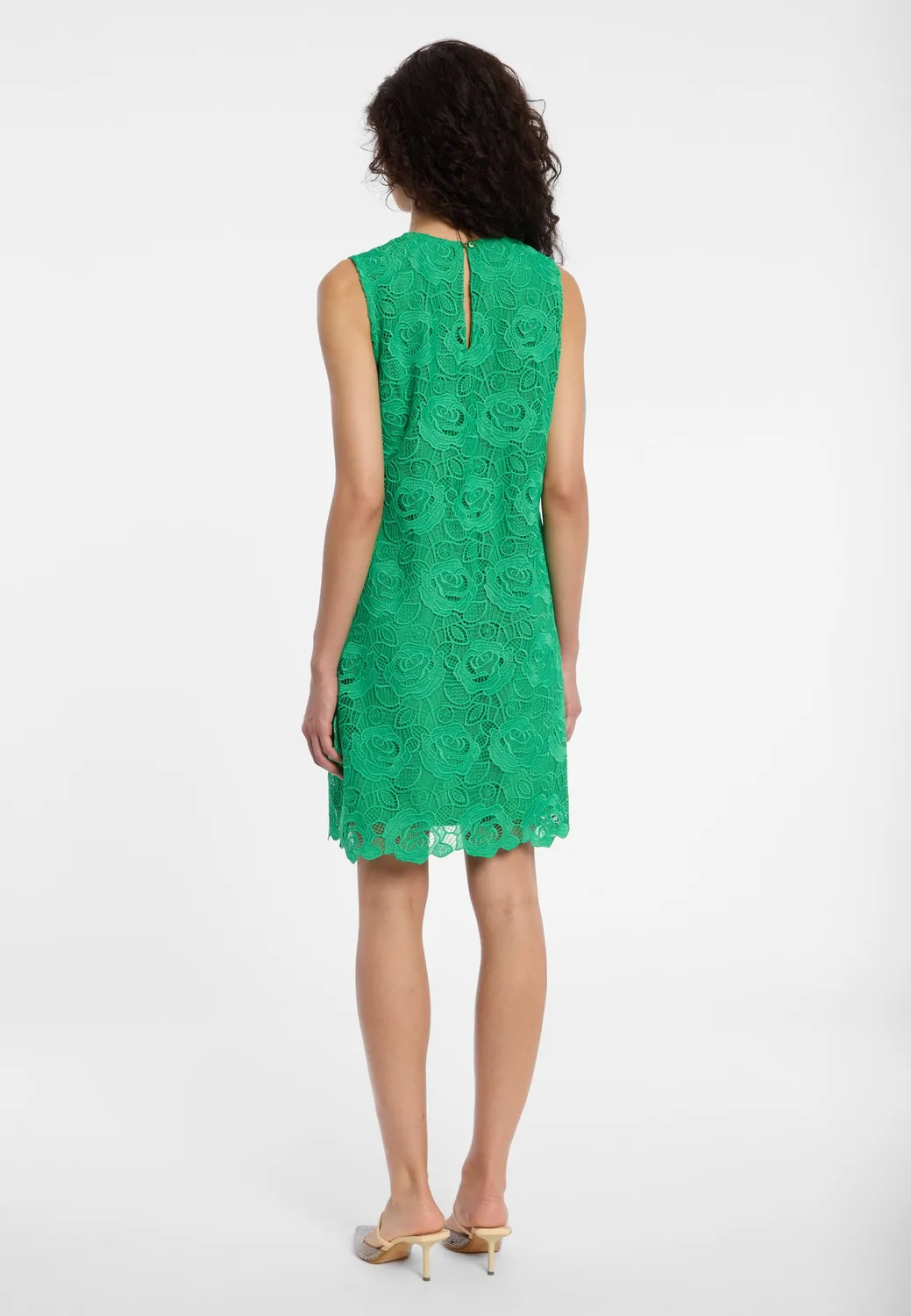 Ana Alcazar Daena abito corto verde in pizzo