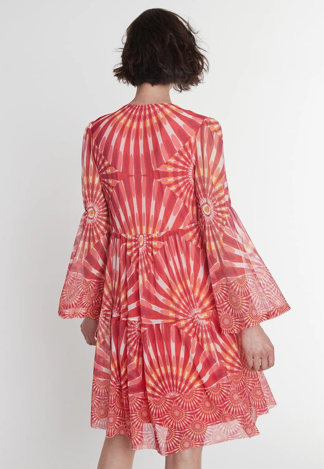Ana Alcazar Pesoly abito impero rosso