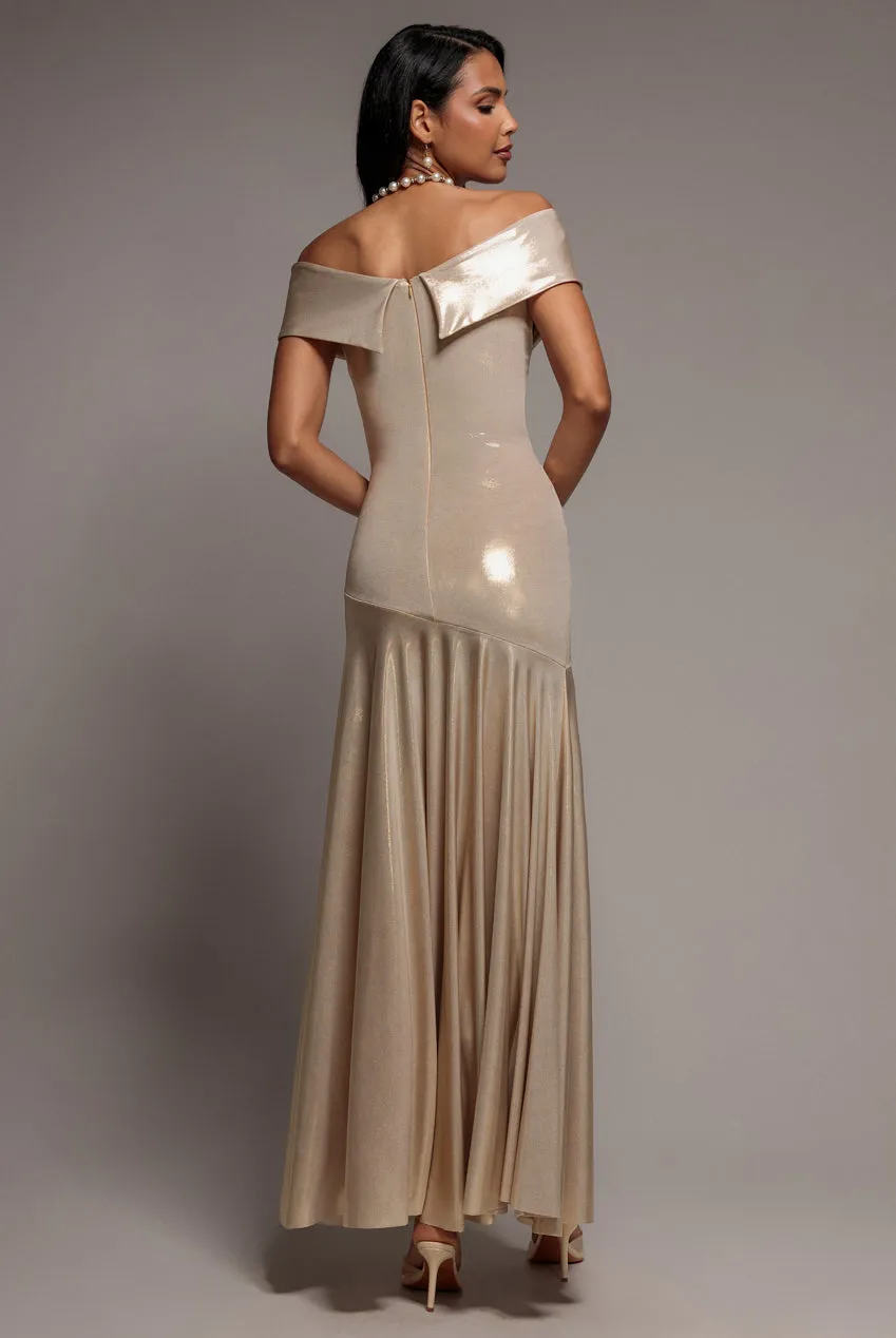 Goddiva Bardot Pleated Foil Abito Maxi Oro
