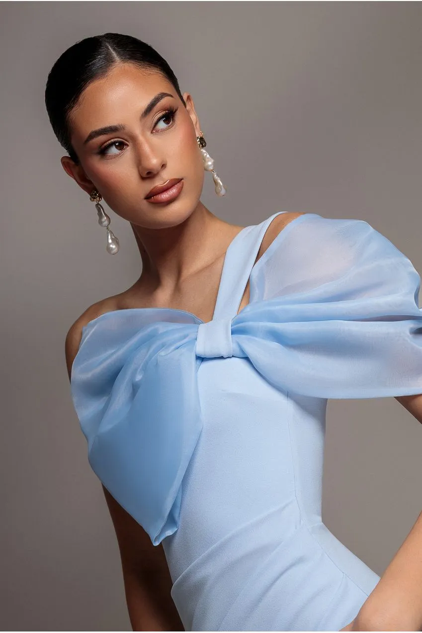 Goddiva Organza Bow abito maxi azzurro monospalla