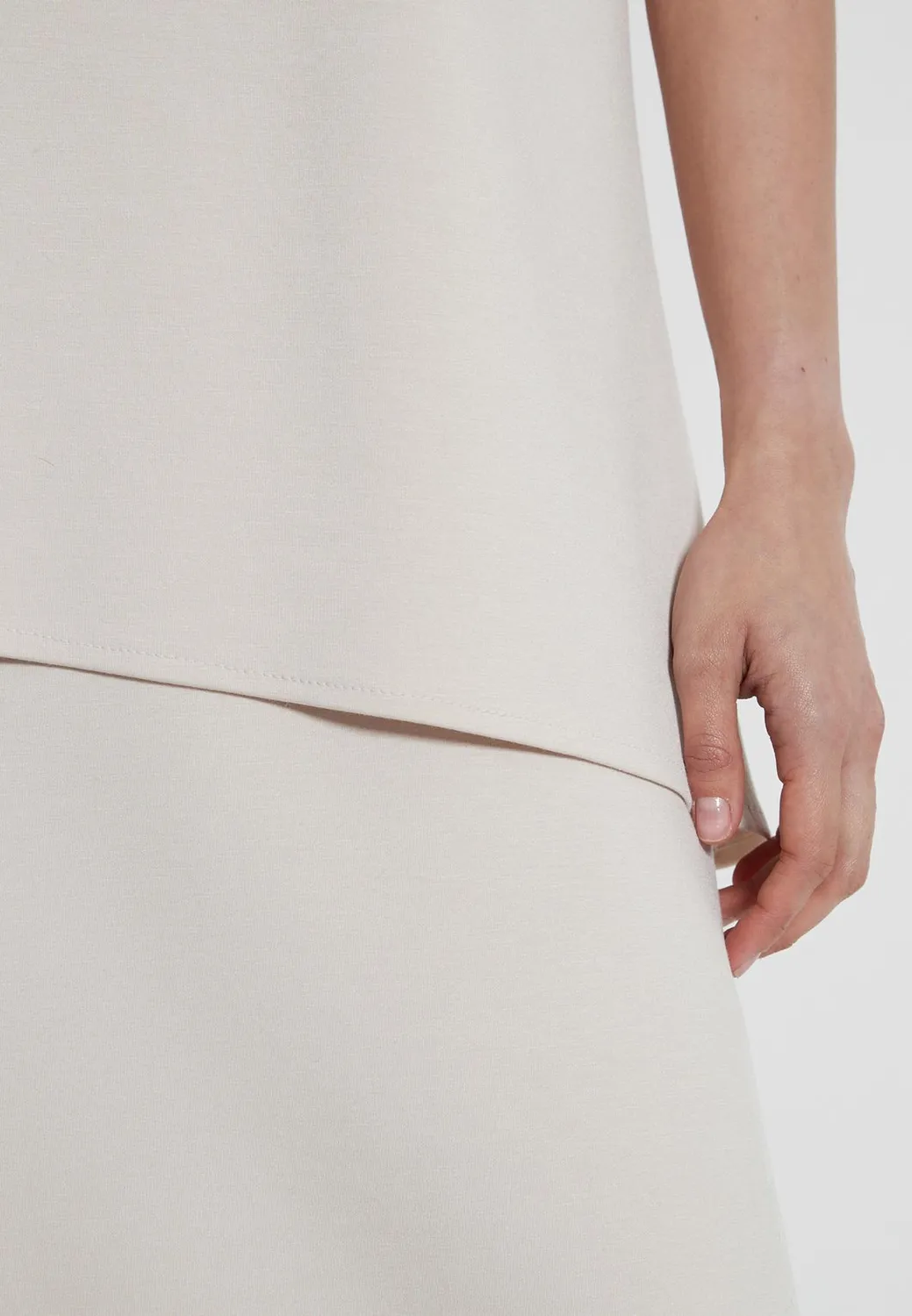 Ana Alcazar Hedis abito midi bianco collo alto asimmetrico