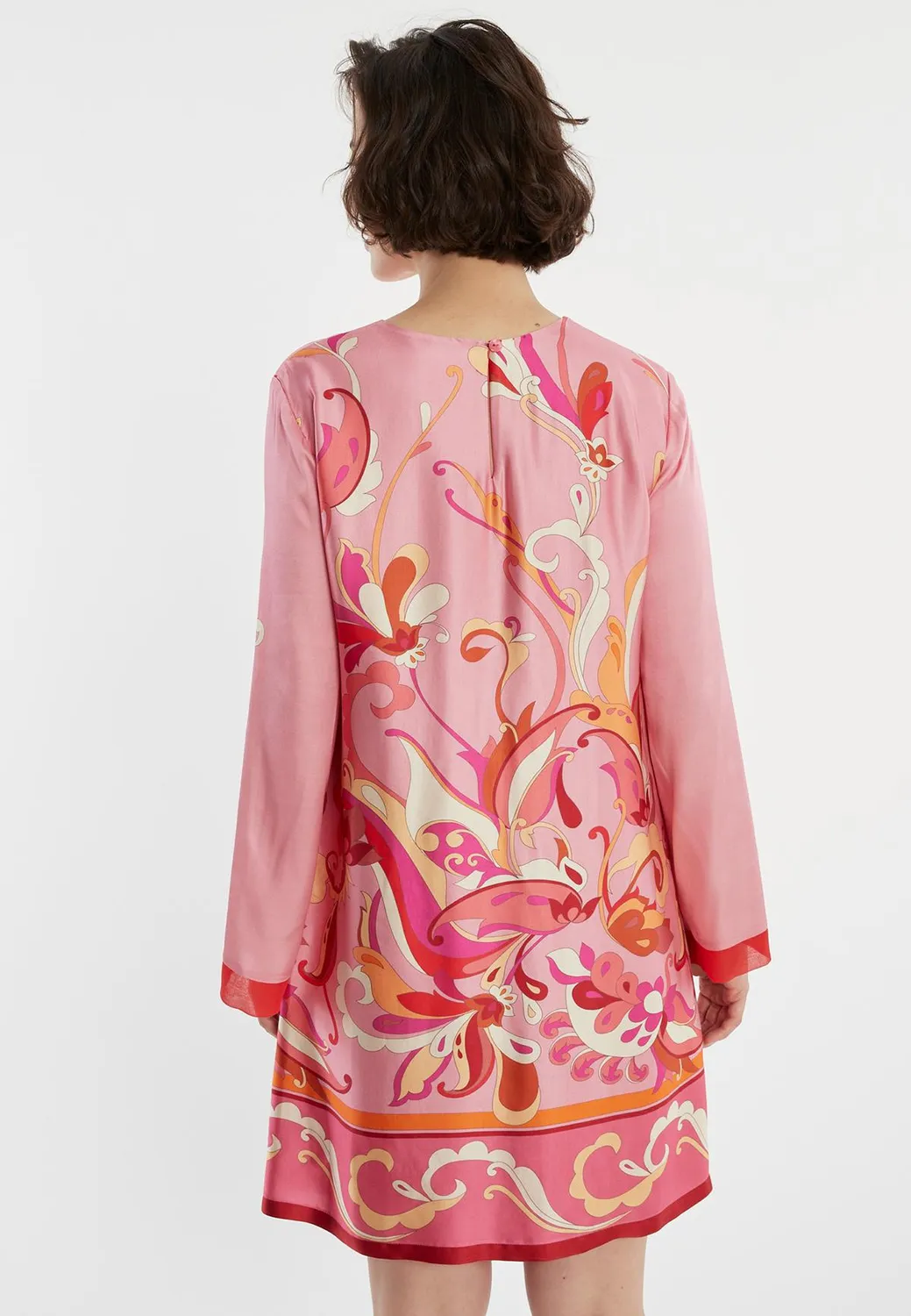 Ana Alcazar Zemara abito fantasia rosa