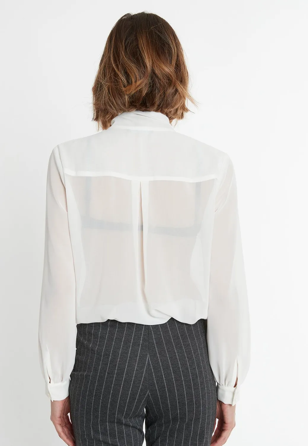 Ana Alcazar Swanea blusa chiffon bianca fiocco