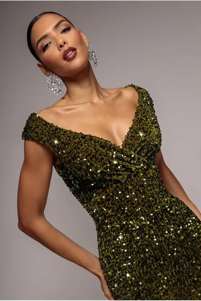 Goddiva Multi Sequin Velvet Bardot abito midi verde oliva