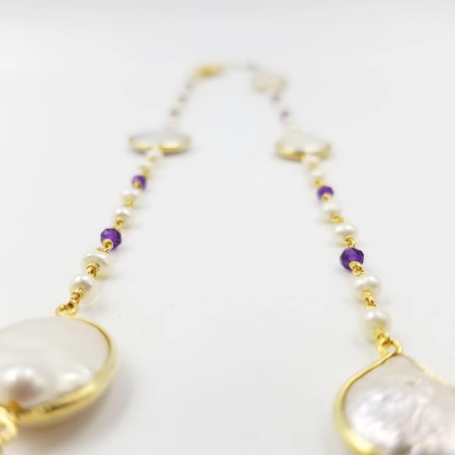 Our Dve Oval Pearl Amethyst collana oro perla