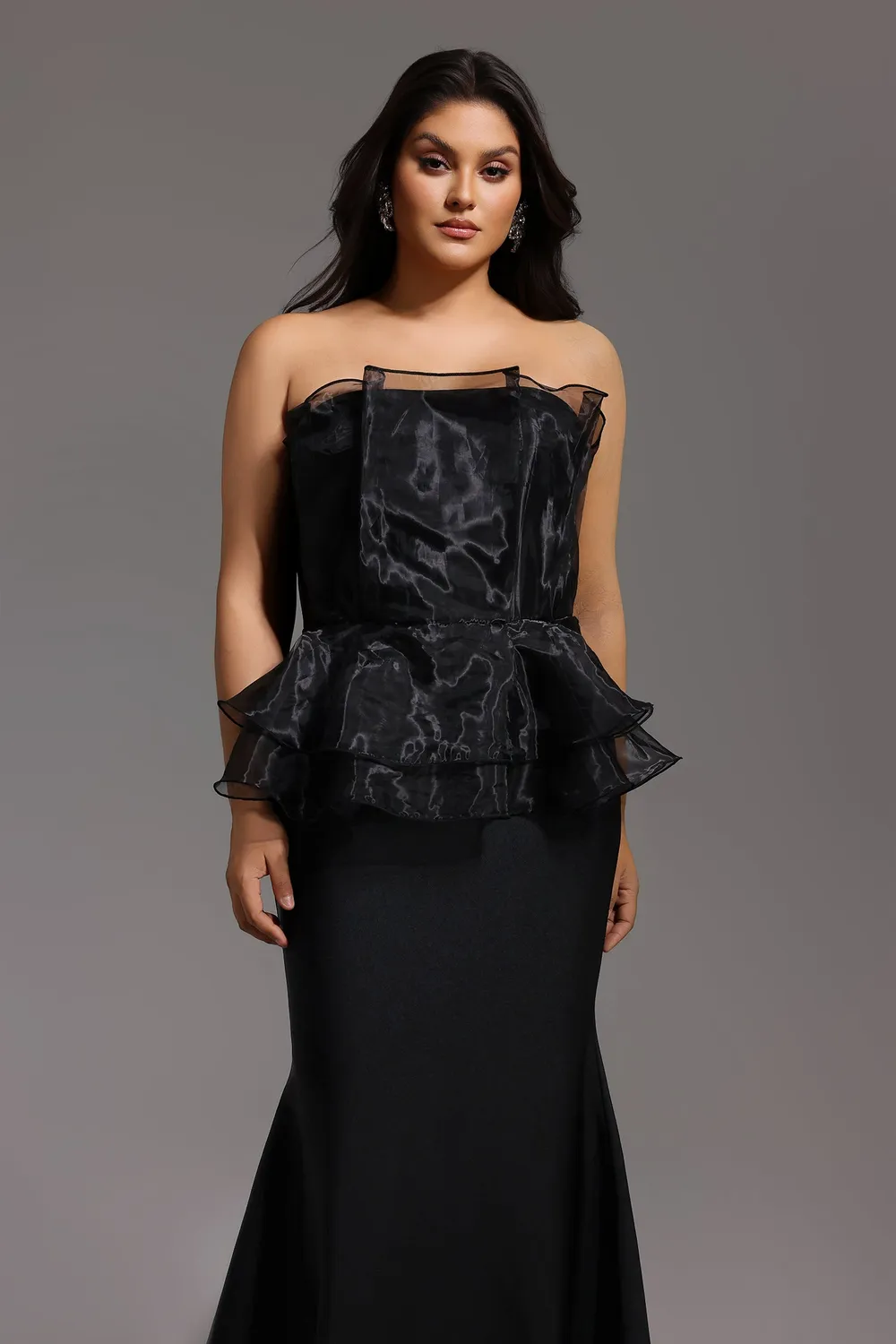 Bella Barnett Oria abito maxi bandage nero a sirena