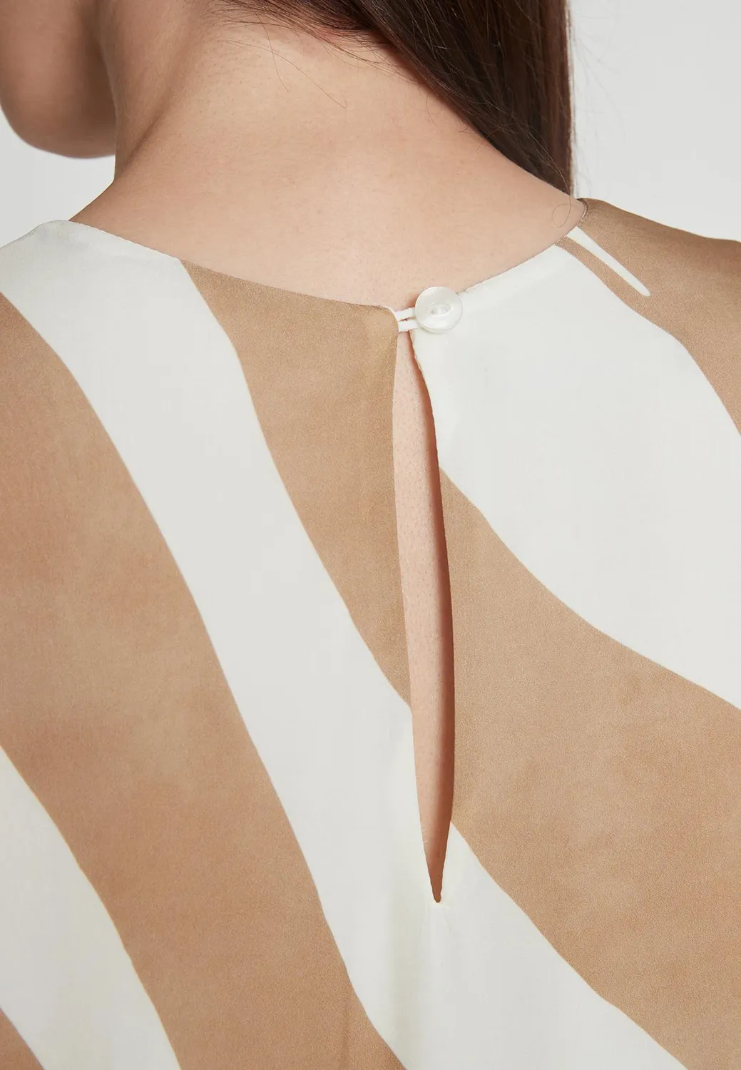 Ana Alcazar Rasea abito smanicato beige stampa zebra