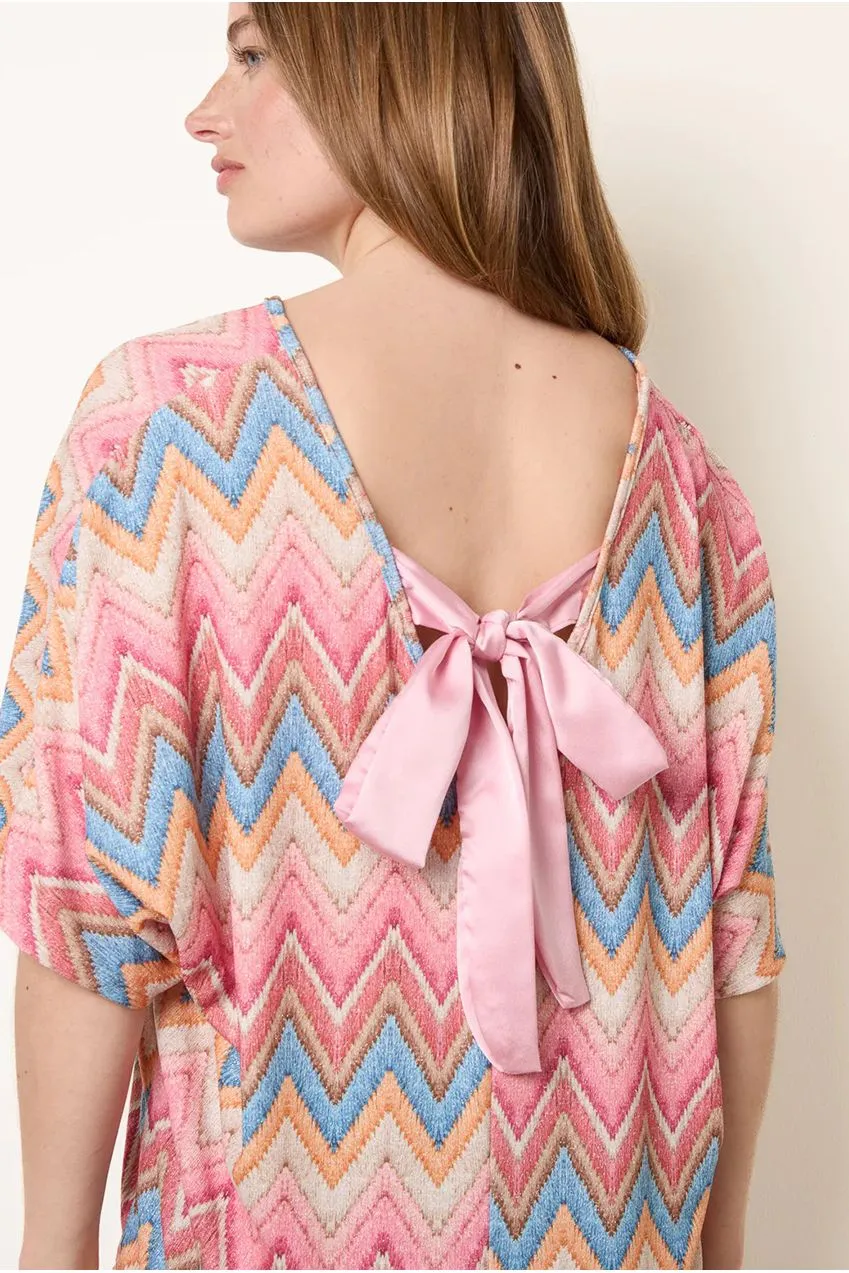 Blue Vanilla Zig Zag Metallic Bow Back Top rosa scollo a V