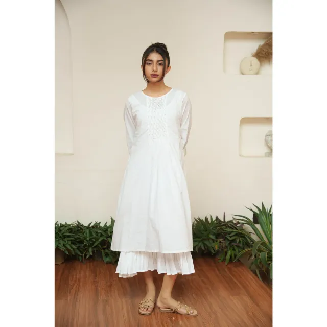 Our Dve Capsule 2 abito bianco cotone ricamo corpetto
