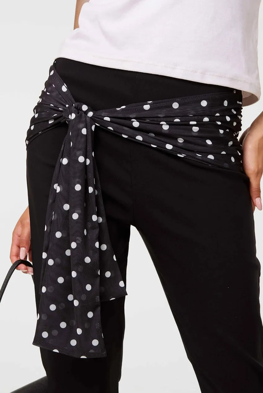 Pink Vanilla Mesh Polka Dot pantaloni capri neri pois