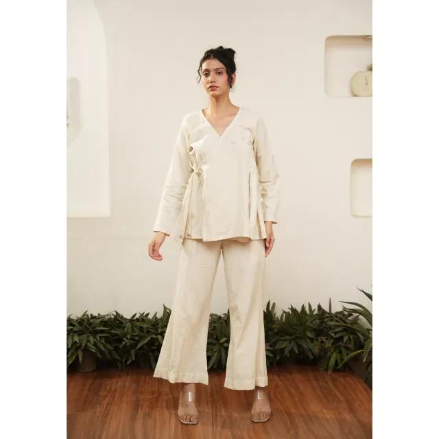 Our Dve Capsule 11 pantaloni beige tessuti a mano