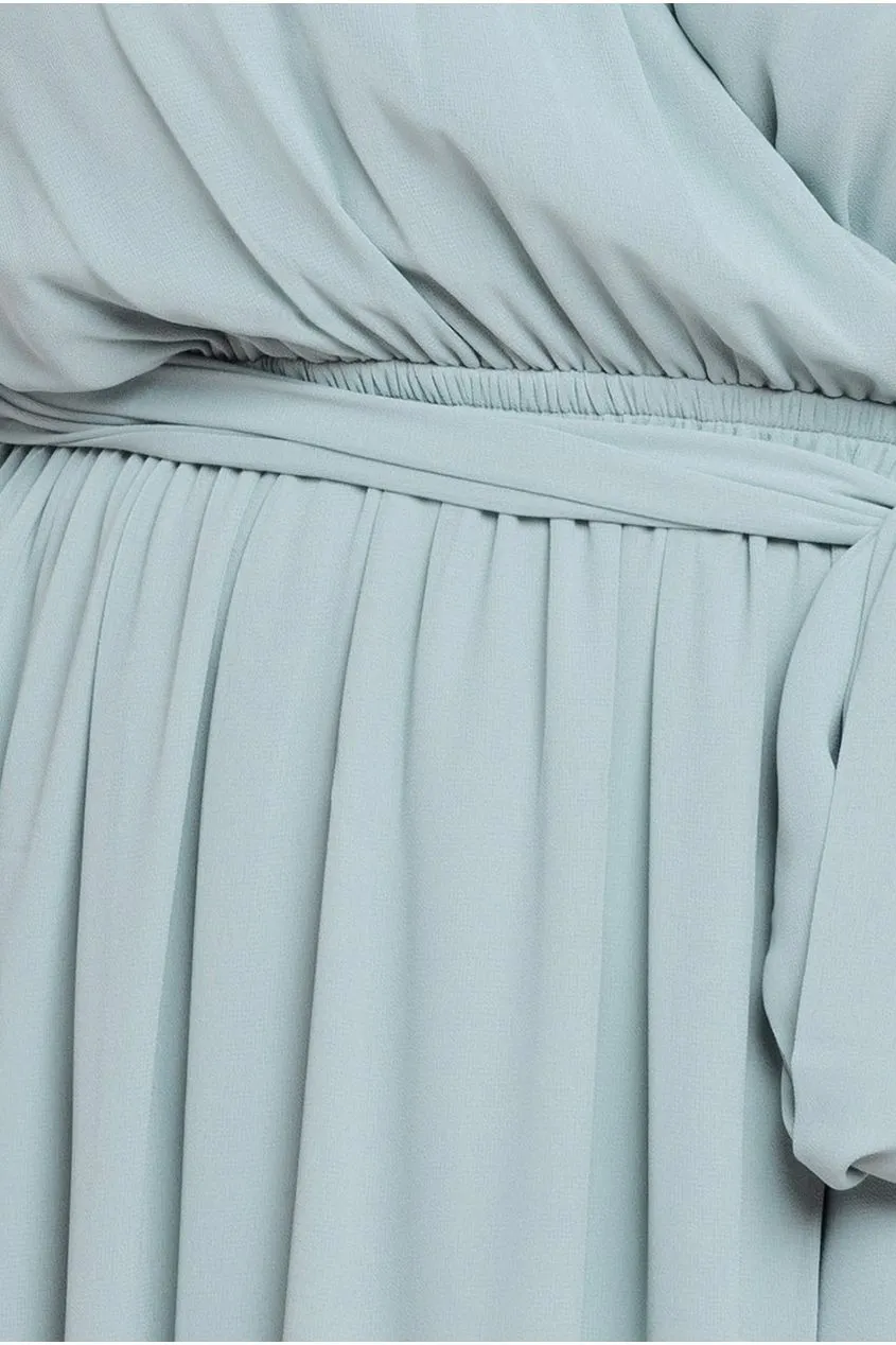 Goddiva Plus Flutter Sleeve Wrap abito verde salvia