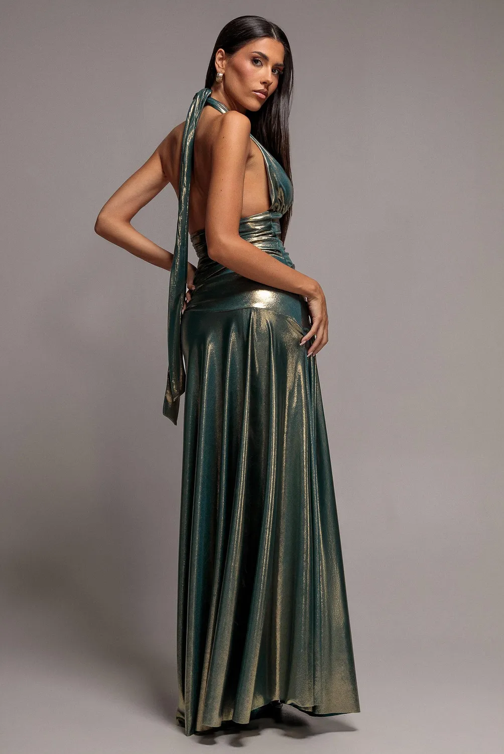 Goddiva Halterneck Empire abito maxi oro scuro laminato