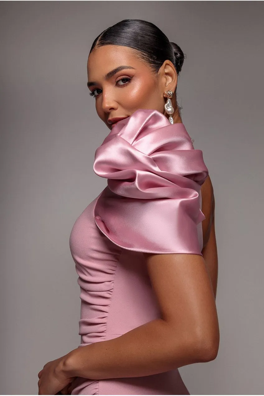Goddiva One Shoulder abito maxi raso rosa blush sirena