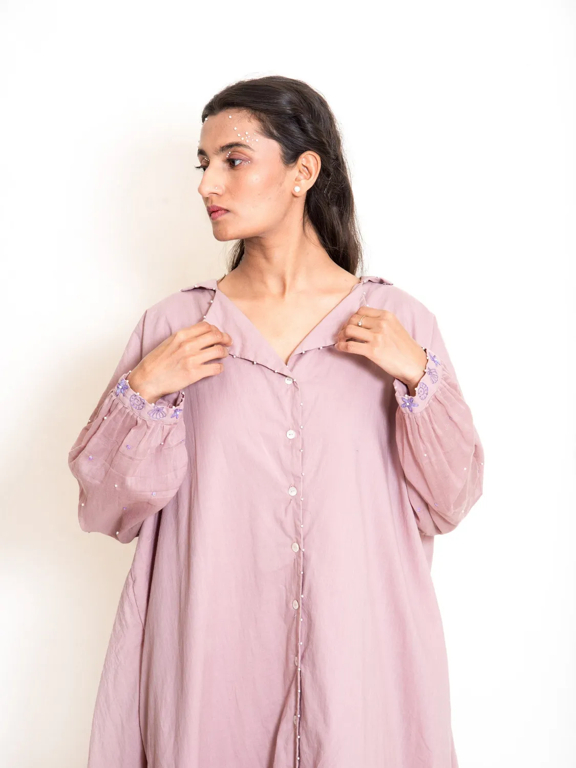 Our Dve Cordelia Swirl Dress camicia rosa perle