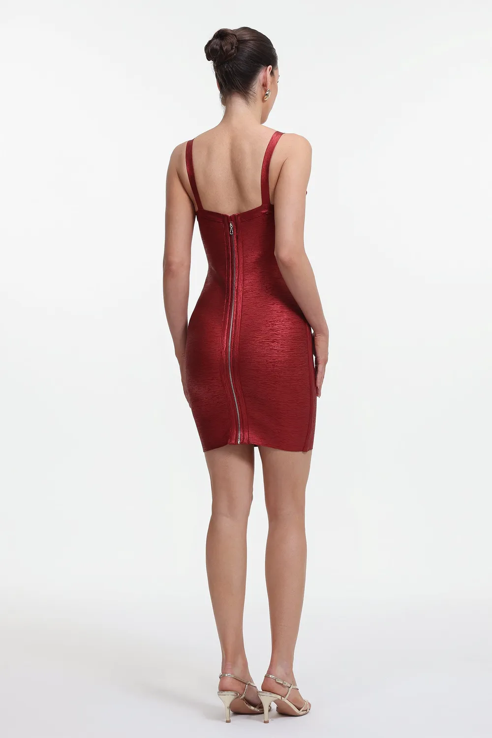 Bella Barnett Maryam abito mini rosso metallizzato bandage