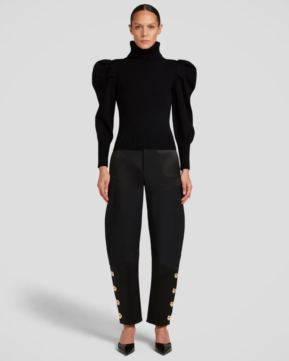 Violante Nessi Georgia maglione nero collo alto merino Zegna