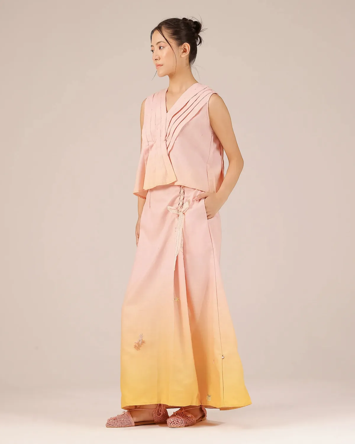 Our Dve Berry Breeze completo rosa giallo lino