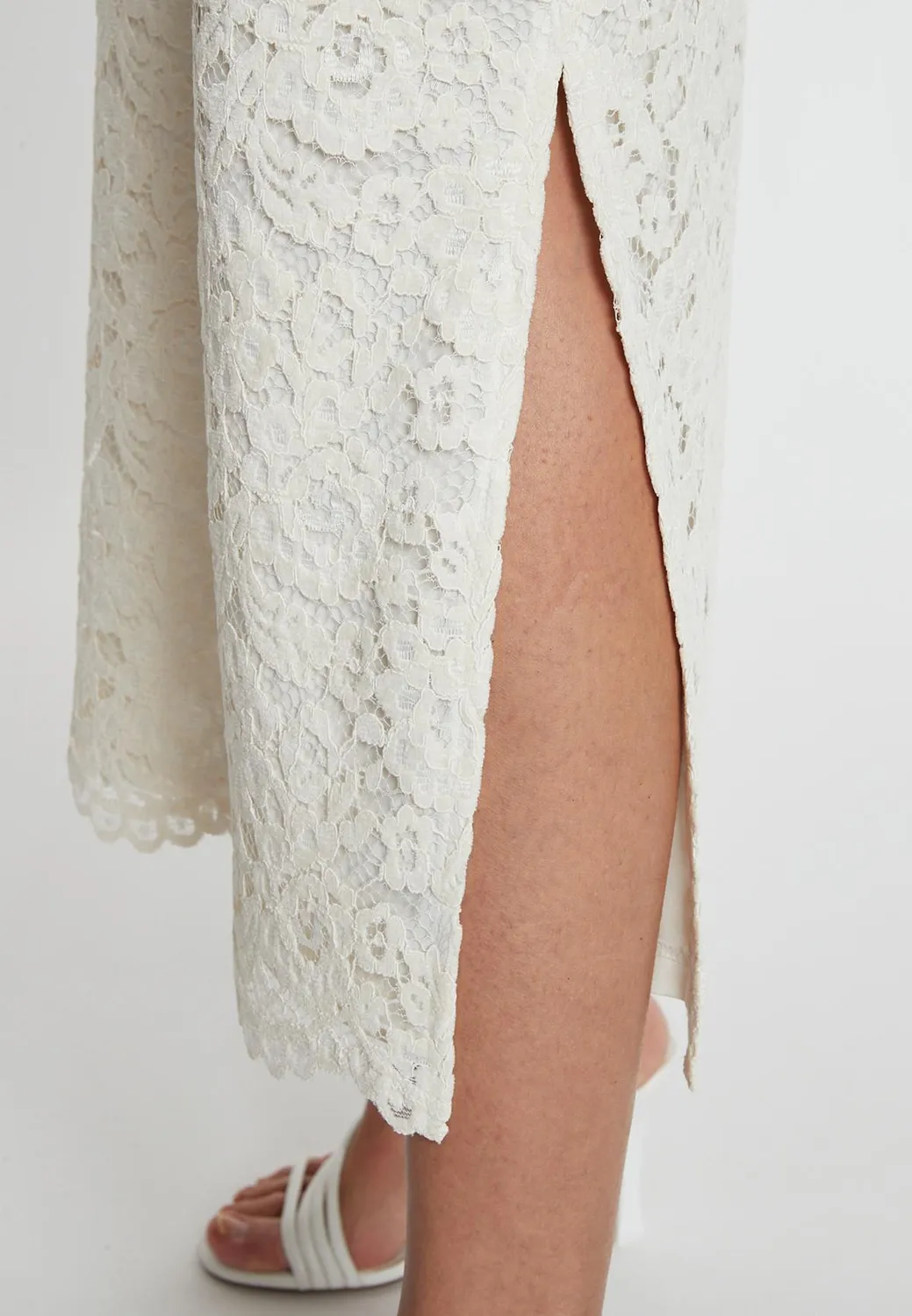 Ana Alcazar Sahiny gonna pizzo bianca midi