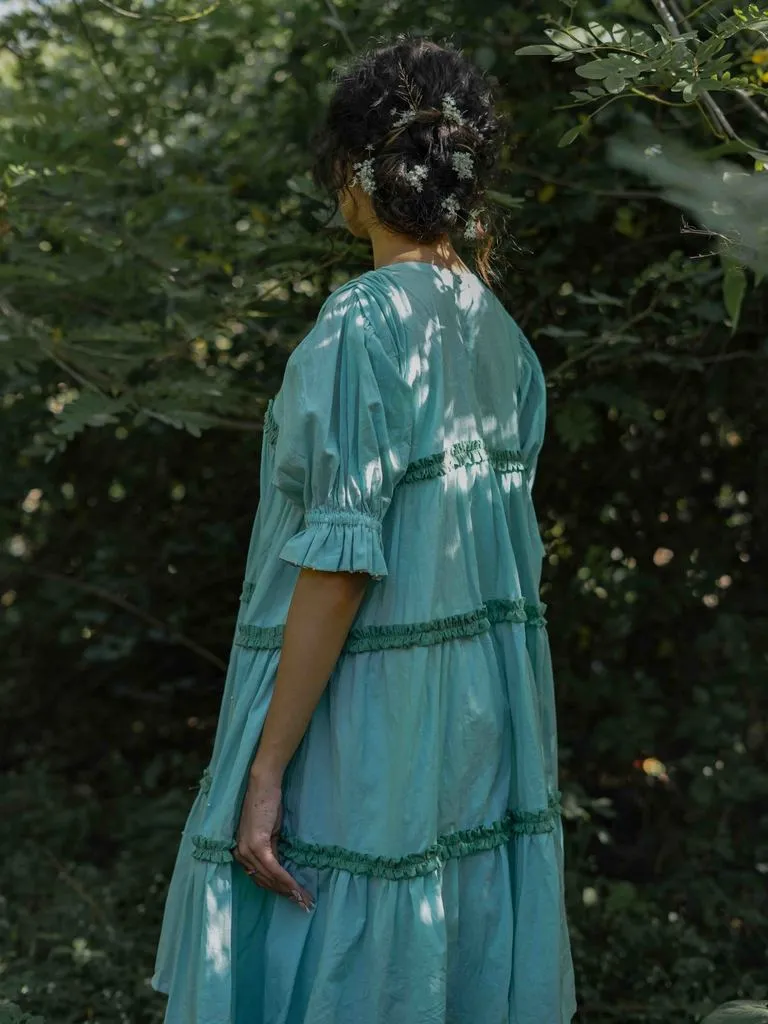 Our Dve Fae Loreto abito blu 36 pollici ricamo cotone
